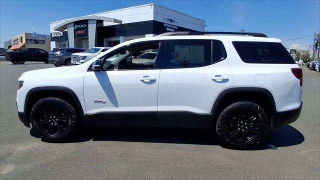 2023 GMC Acadia AWD AT4