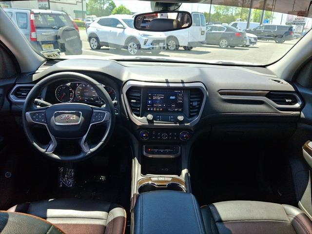 2023 GMC Acadia AWD AT4