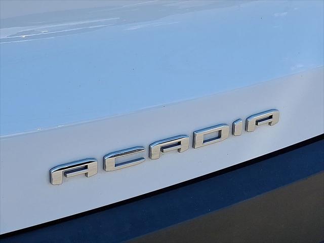 2023 GMC Acadia AWD AT4