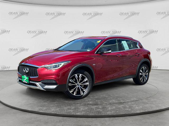 2018 INFINITI QX30 Luxury