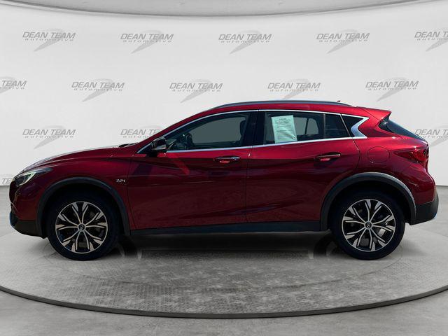 2018 INFINITI QX30 Luxury