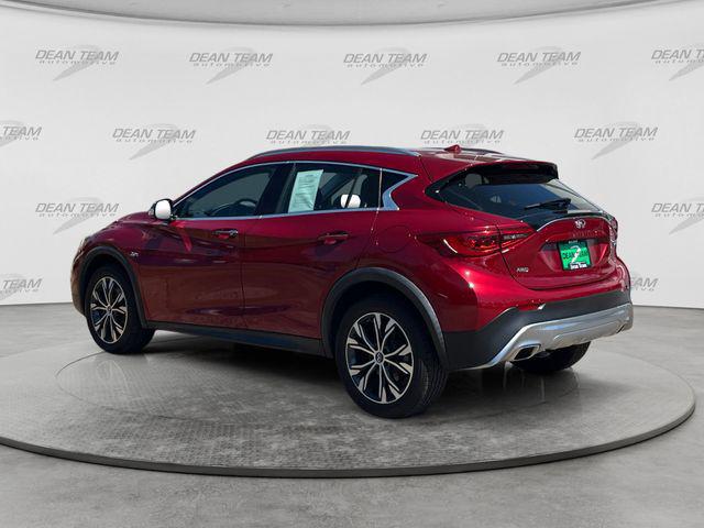 2018 INFINITI QX30 Luxury
