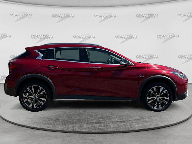 2018 INFINITI QX30 Luxury
