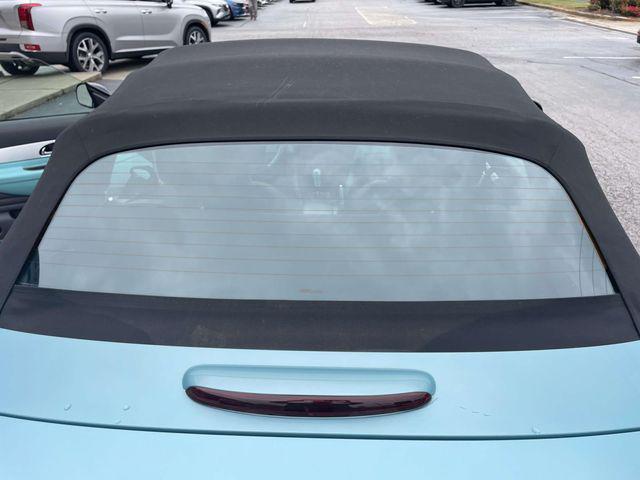 2002 Ford Thunderbird Base