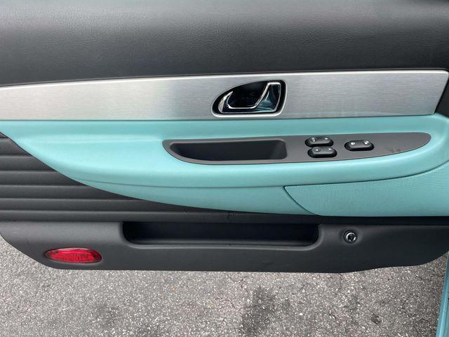 2002 Ford Thunderbird Base