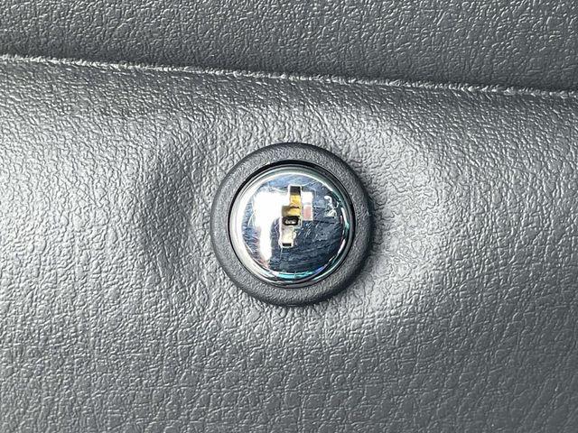 2002 Ford Thunderbird Base