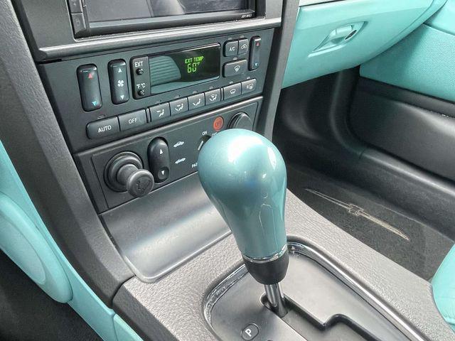 2002 Ford Thunderbird Base