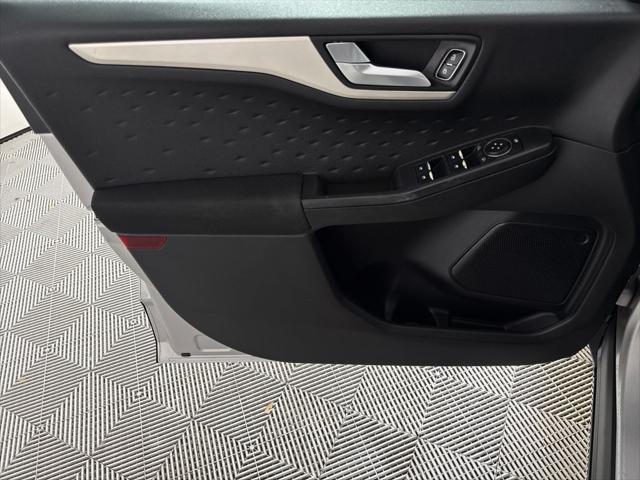 2020 Ford Escape S