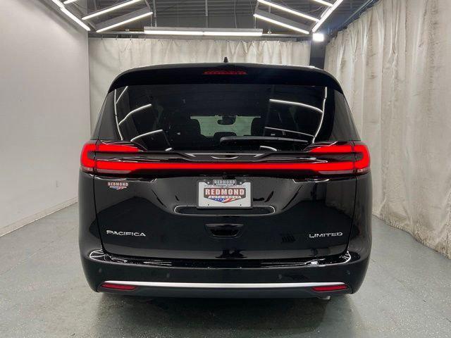 2027 Chrysler Pacifica Limited