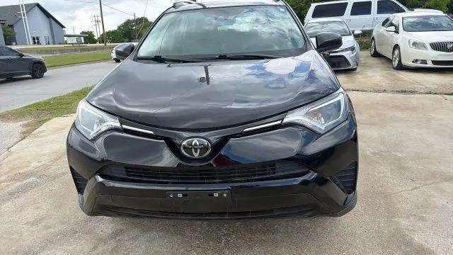 2018 Toyota RAV4 LE for sale in Mesquite, TX