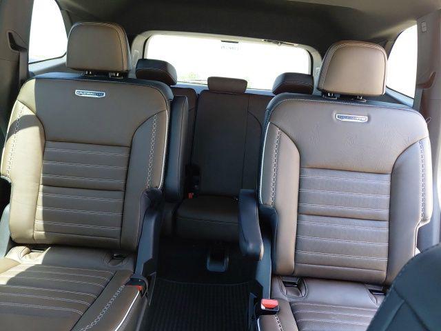 2026 GMC Acadia Denali Ultimate AWD