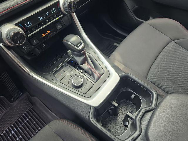 2024 Toyota RAV4 Prime SE