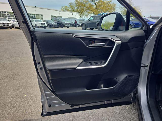 2024 Toyota RAV4 Prime SE