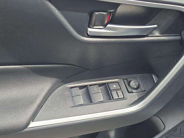 2024 Toyota RAV4 Prime SE