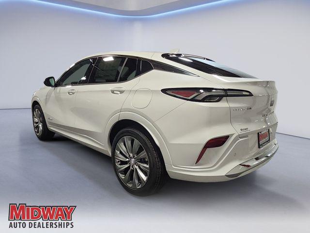 2026 Buick NV Avenir FWD