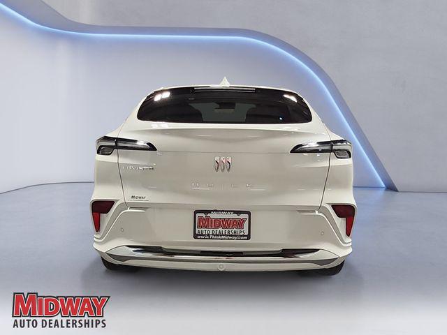 2026 Buick NV Avenir FWD