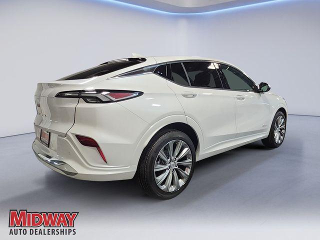 2026 Buick NV Avenir FWD