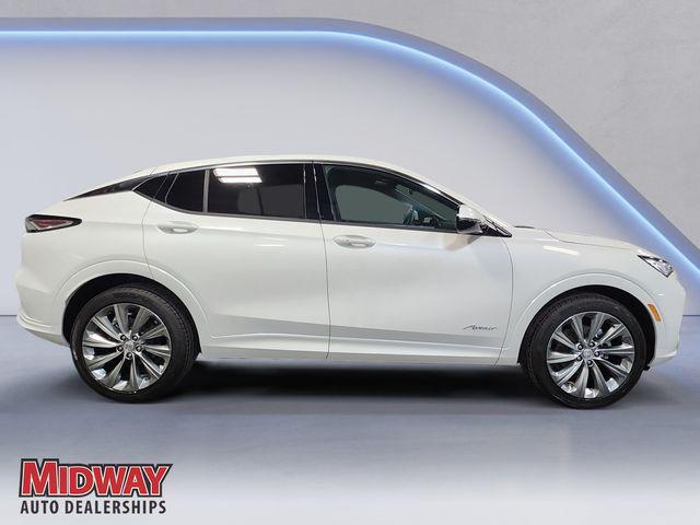 2026 Buick NV Avenir FWD