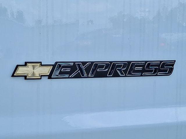 2025 Chevrolet Express Cargo Van RWD 2500 Regular Wheelbase WT