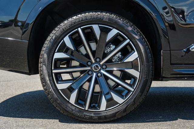 2026 Volvo XC90 Ultra, B6 AWD Gas (mild hybrid), Gasoline, Bright, 7 Seats