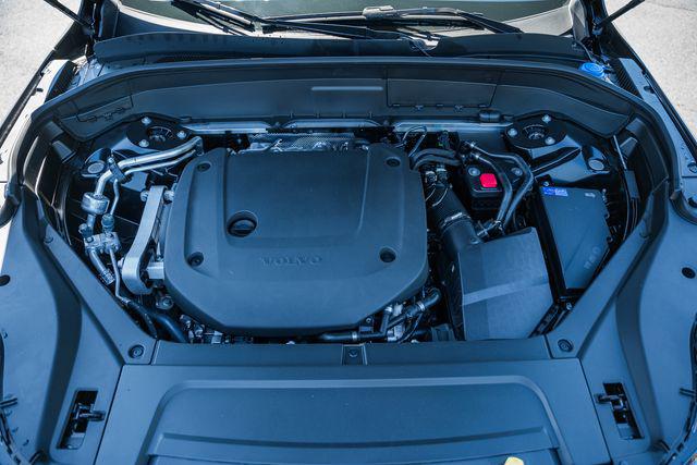 2026 Volvo XC90 Ultra, B6 AWD Gas (mild hybrid), Gasoline, Bright, 7 Seats