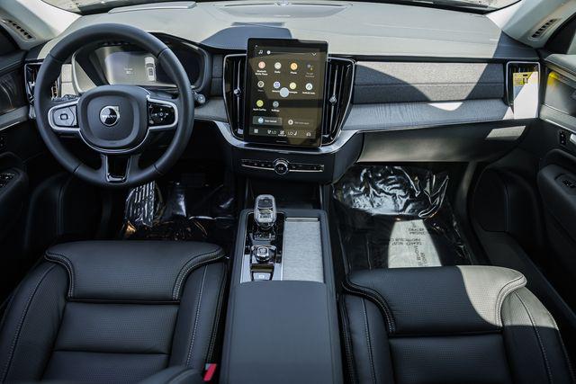 2026 Volvo XC90 Ultra, B6 AWD Gas (mild hybrid), Gasoline, Bright, 7 Seats