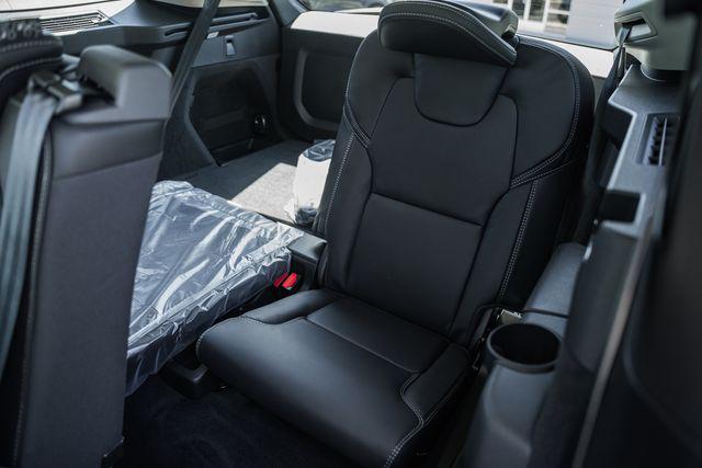 2026 Volvo XC90 Ultra, B6 AWD Gas (mild hybrid), Gasoline, Bright, 7 Seats