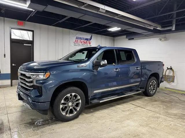 2024 Chevrolet Silverado 1500 4WD Crew Cab Short Bed High Country for sale in New Ulm, MN