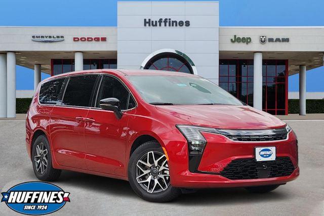2027 Chrysler Pacifica Limited for sale in Plano, TX