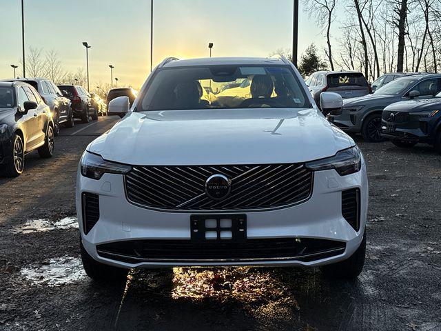 2026 Volvo XC90 Plus, B6 AWD Gas (mild hybrid), Gasoline, Bright, 7 Seats