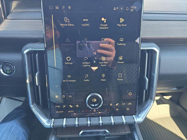 2026 GMC Acadia Denali AWD