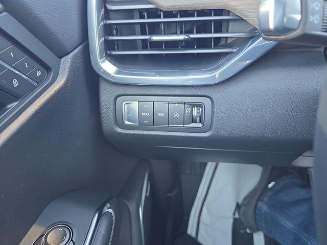 2026 GMC Acadia Denali AWD