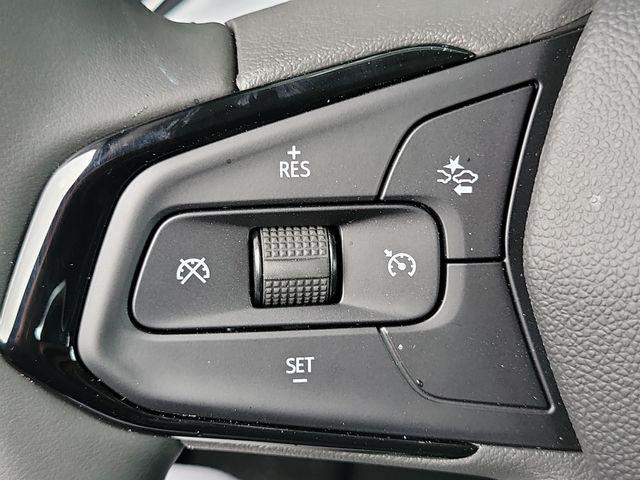2027 Chevrolet Bolt LT FWD