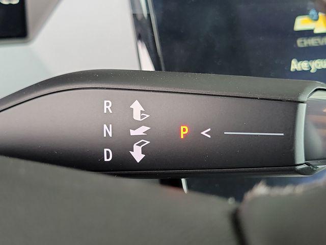 2027 Chevrolet Bolt LT FWD