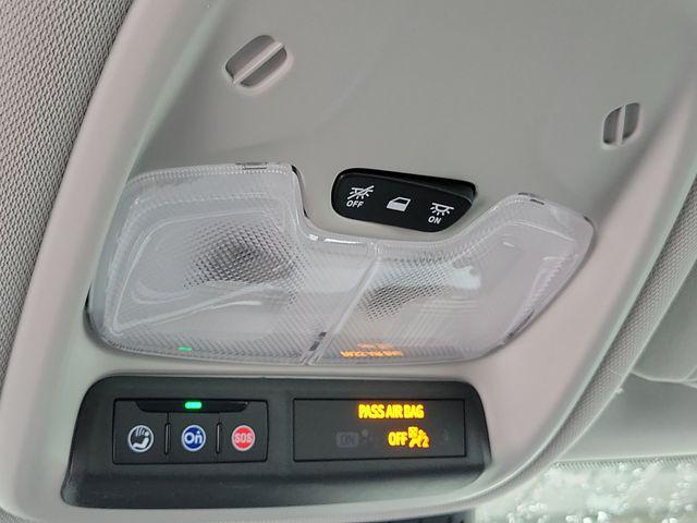 2027 Chevrolet Bolt LT FWD