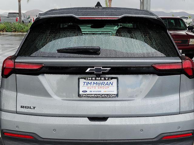 2027 Chevrolet Bolt LT FWD