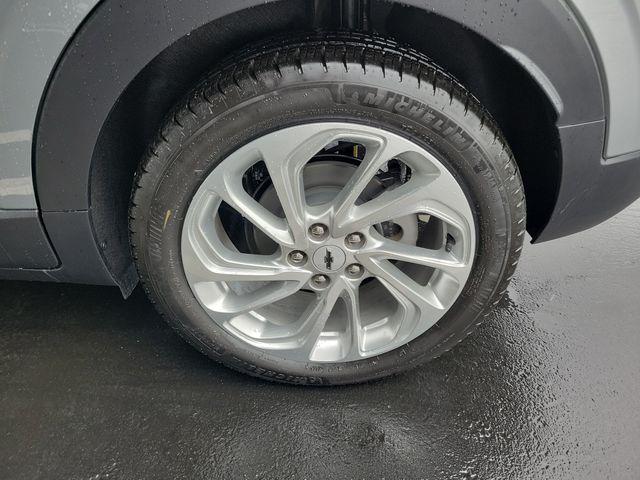 2027 Chevrolet Bolt LT FWD