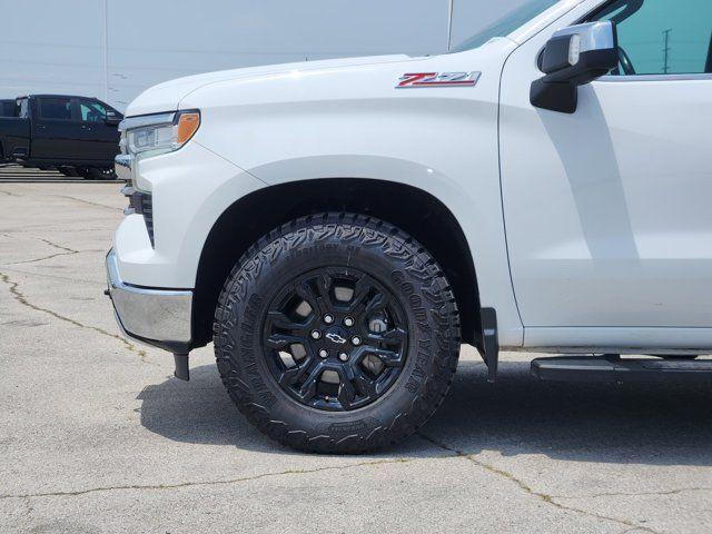 2022 Chevrolet Silverado 1500 4WD Crew Cab Short Bed LTZ