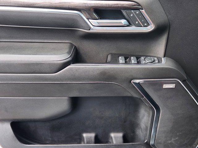 2022 Chevrolet Silverado 1500 4WD Crew Cab Short Bed LTZ