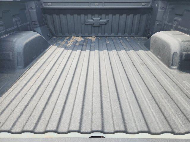 2022 Chevrolet Silverado 1500 4WD Crew Cab Short Bed LTZ