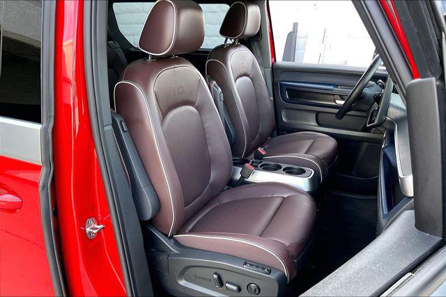 2025 Volkswagen ID. Buzz Pro S Plus with 4MOTION