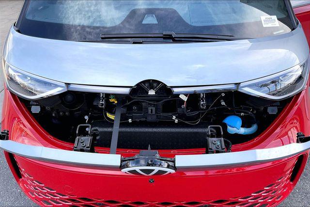 2025 Volkswagen ID. Buzz Pro S Plus with 4MOTION