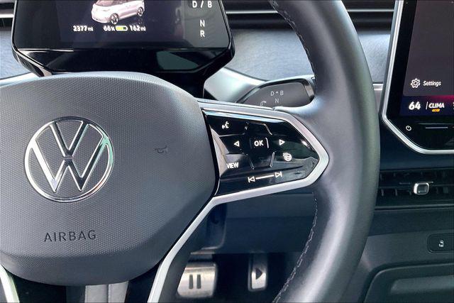 2025 Volkswagen ID. Buzz Pro S Plus with 4MOTION