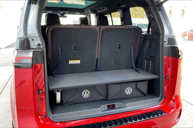 2025 Volkswagen ID. Buzz Pro S Plus with 4MOTION