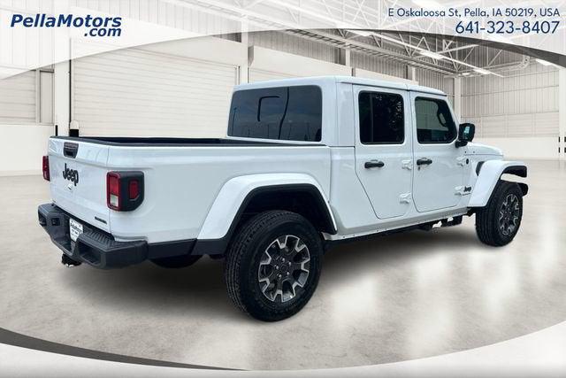 2026 Jeep Gladiator GLADIATOR SAHARA 4X4