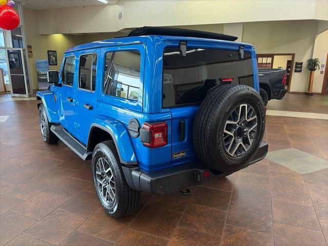 2026 Jeep Wrangler 4-Door Sahara 4x4