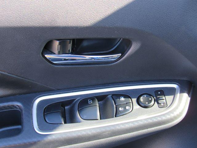 2024 Nissan Versa 1.6 SR