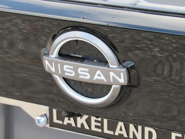 2025 Nissan Kicks SV FWD