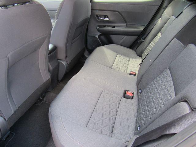 2025 Nissan Kicks SV FWD