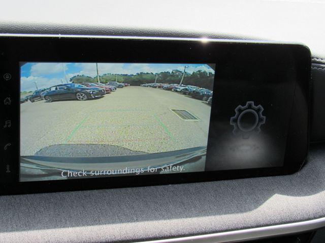 2025 Nissan Kicks SV FWD